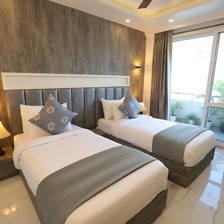 Hotel Keshav Residency Near Medanta Pure Veg גורגאון מראה חיצוני תמונה