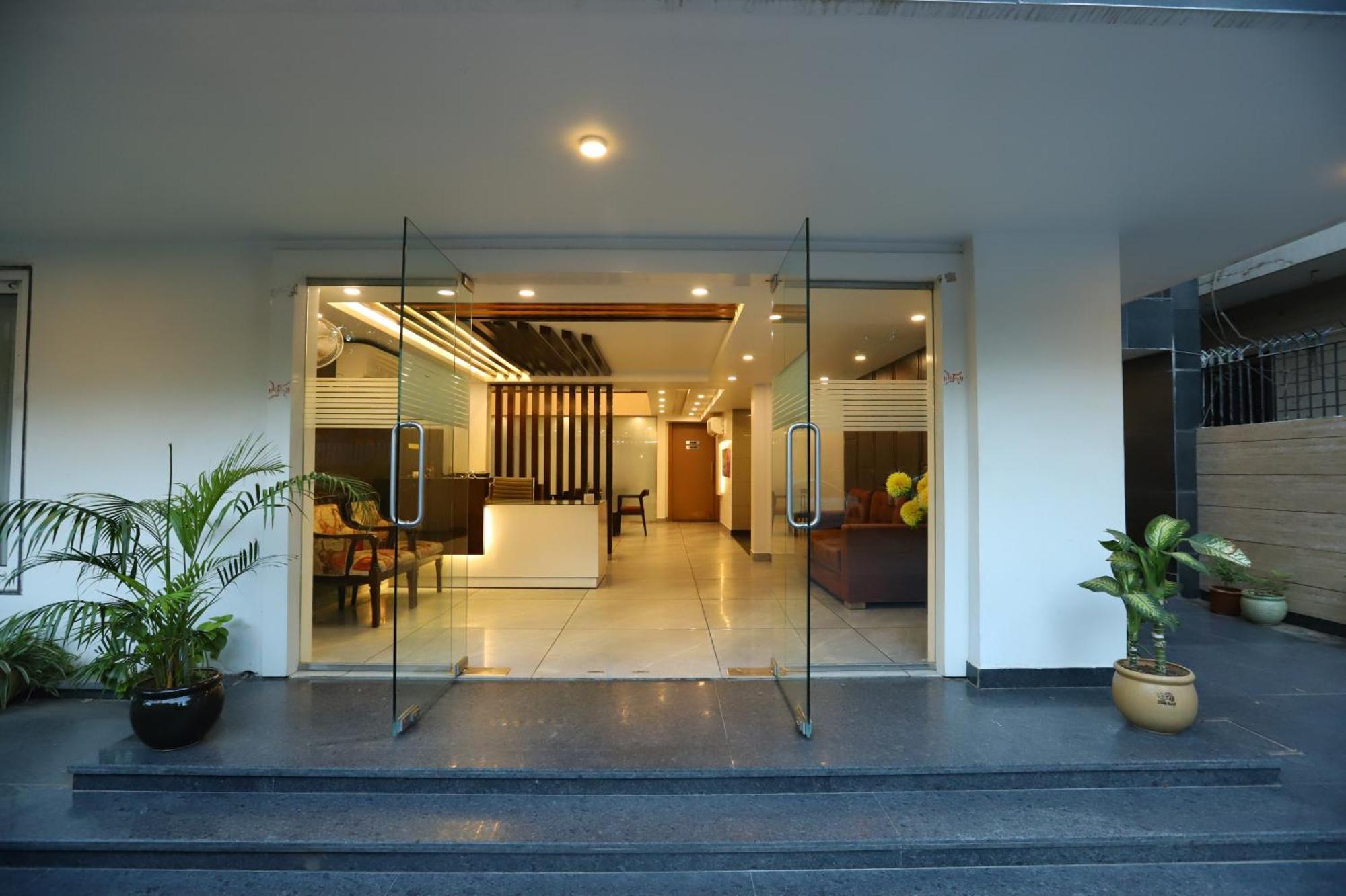 Hotel Keshav Residency Gurgaon Near Medanta מראה חיצוני תמונה